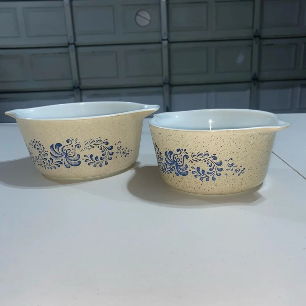 Pyrex Vintage Blue Floral Casserole Dishes set
